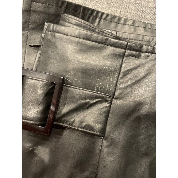 Mini Faux-Leather Black Skirt with Belted Accent Sz S - Picture 9 of 9